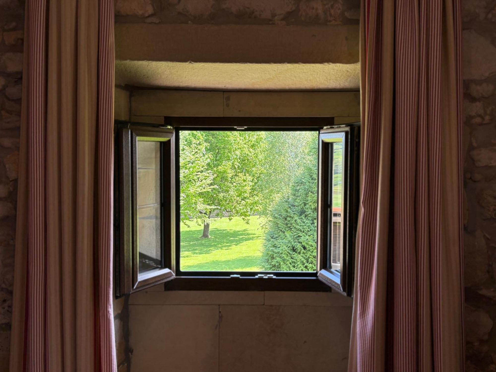 Hotel Casona Los Caballeros Сантилана дел Мар Екстериор снимка